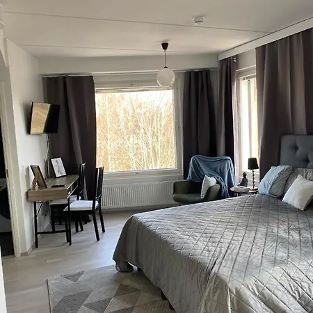 Bosshomes - Close To Helsinki And Access To Airport 3*