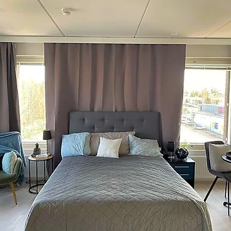 Bosshomes - Close To Helsinki And Access To Airport 3*